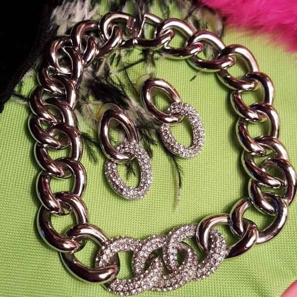 𝅺park lane rodeium plated with crystals set. - Picture 2 of 8